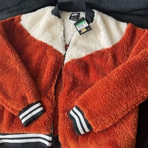 New never worn Nike jacket